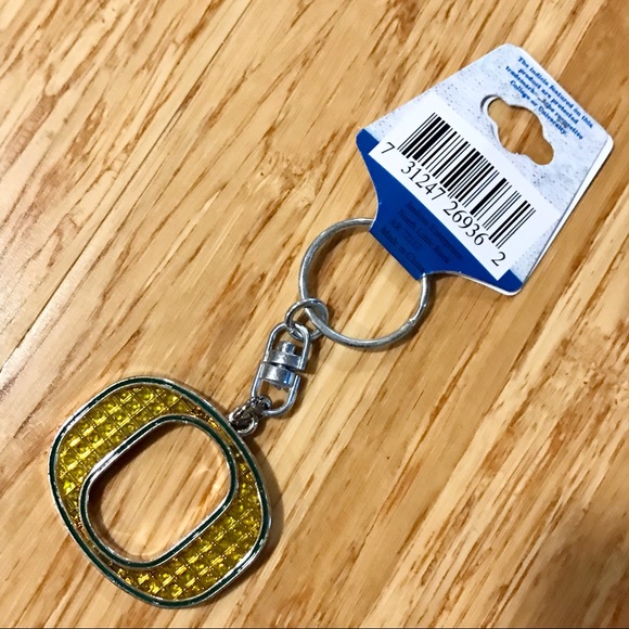 Oregon Ducks Bundle Key Fob, Golf Towel, Football - Picture 5 of 5